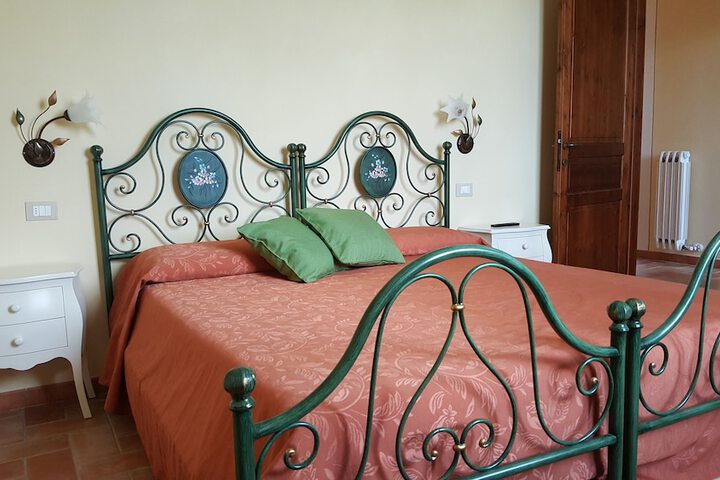 Room 3 of 63