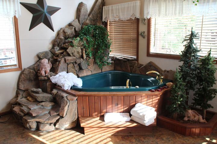 Hot Tub 158 of 175