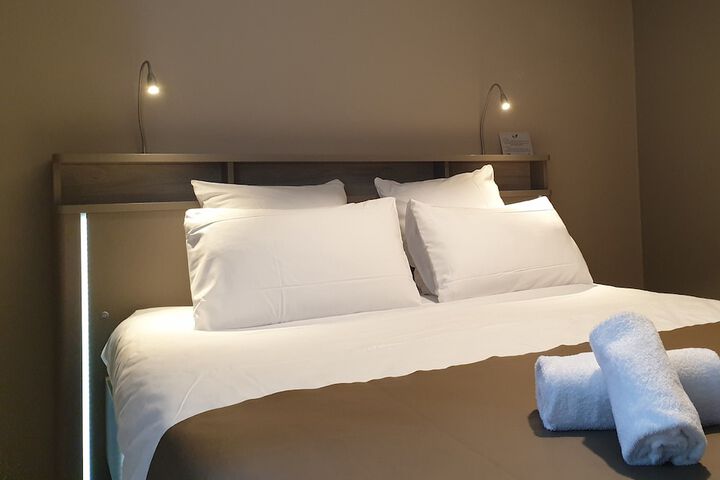 Room 16 of 44