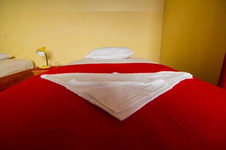 Room 4 of 19