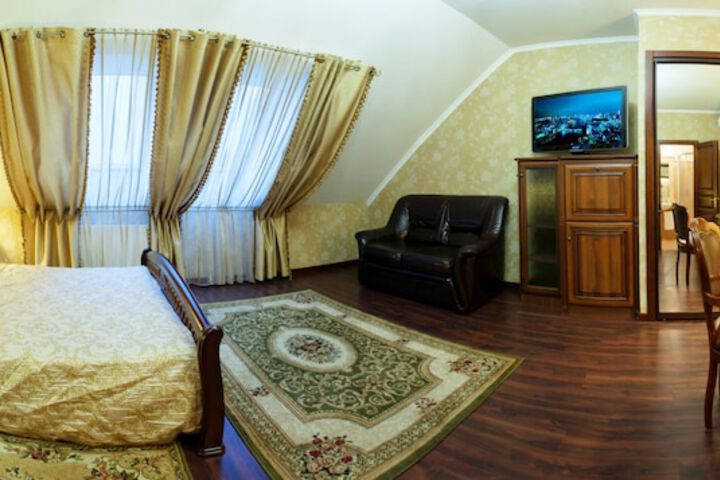Room 21 of 41