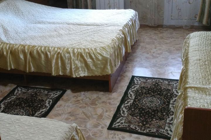 Room 13 of 26