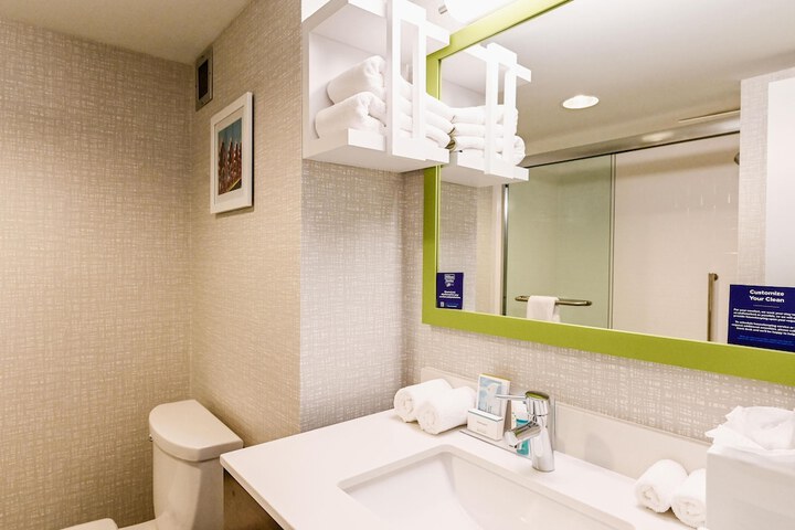 Bathroom shower