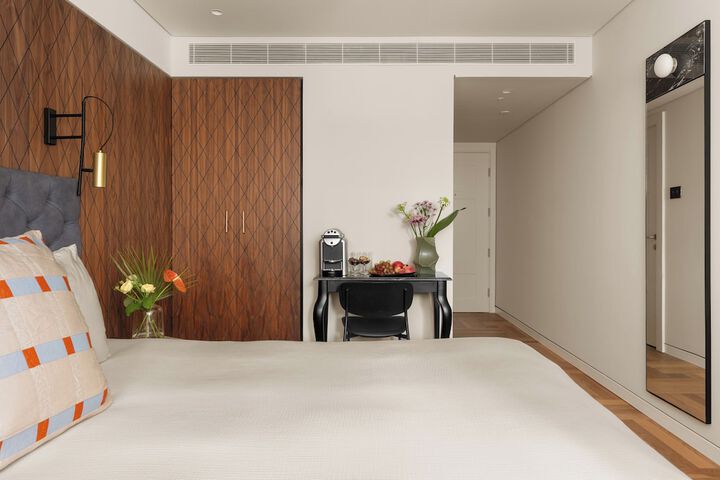 Room 18 of 63