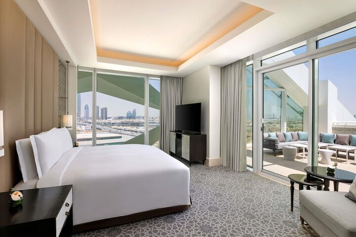 Room 37 of 151
