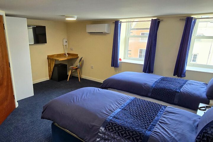 Room 25 of 69