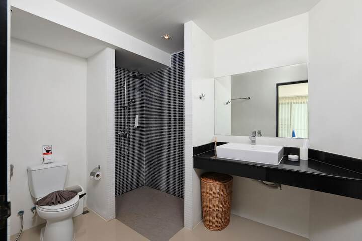 Room 20 of 30