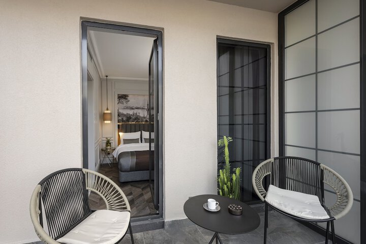 Terrace/Patio 17 of 39