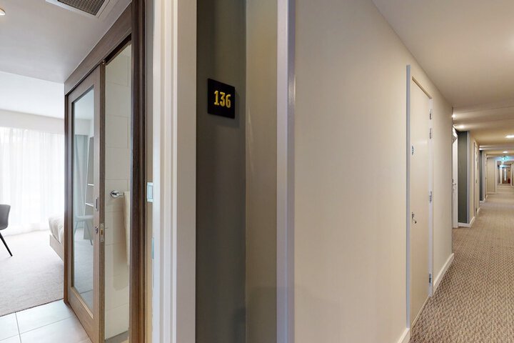 Ballroom/Hall 58 of 63