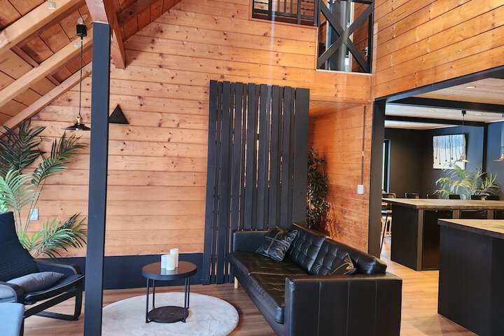 Room 21 of 42