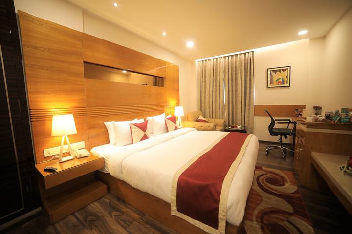Room 6 of 55