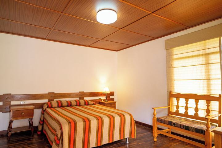 Room 14 of 28