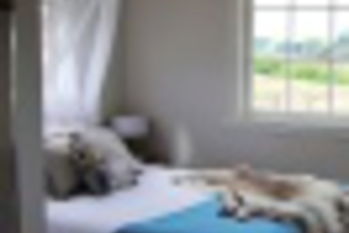 Room 52 of 192