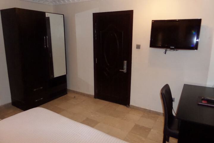 Room 15 of 57
