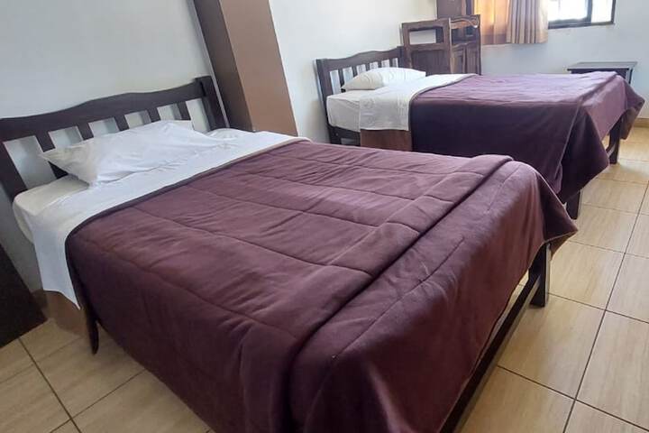 Room 4 of 72