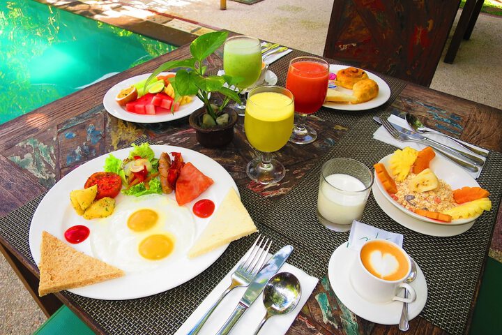 Breakfast/Coffee Service 38 of 60