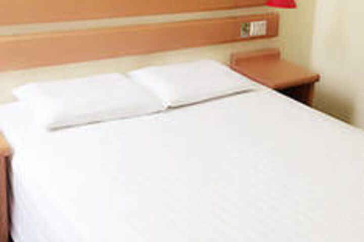 Room 20 of 29