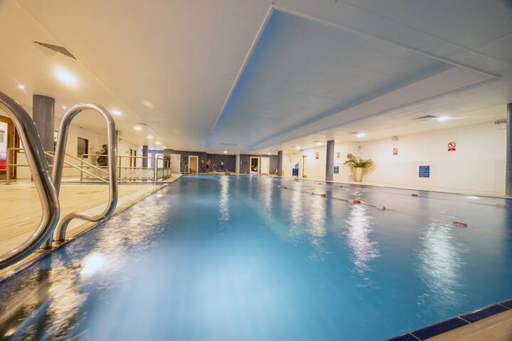 Hotel with Pool