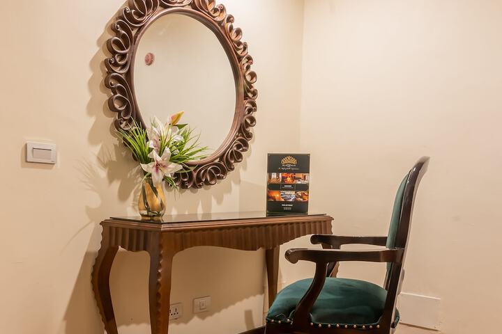 Room 17 of 52