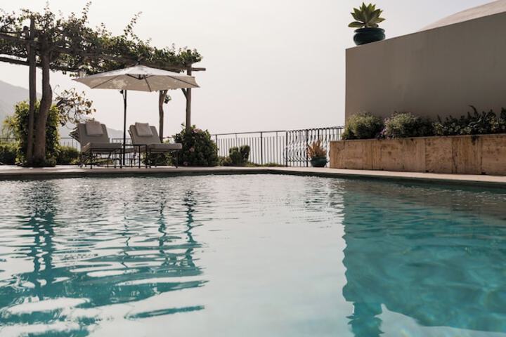 Pool 185 of 241