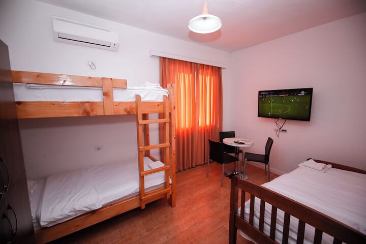 Room 8 of 58