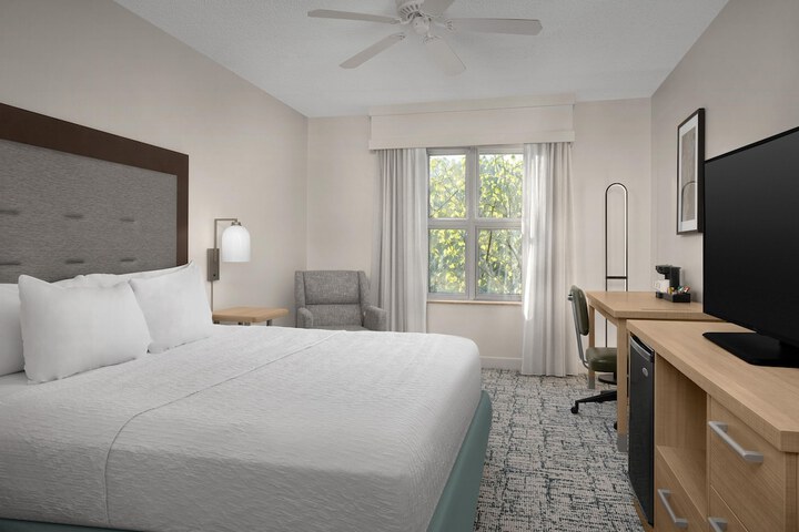 Room 13 of 45