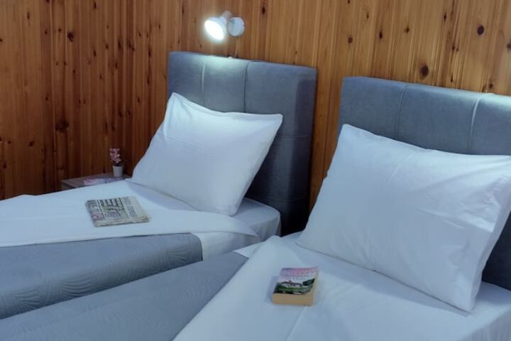 Room 26 of 129
