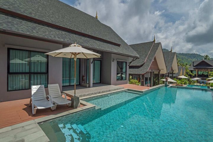 Pool 62 of 166