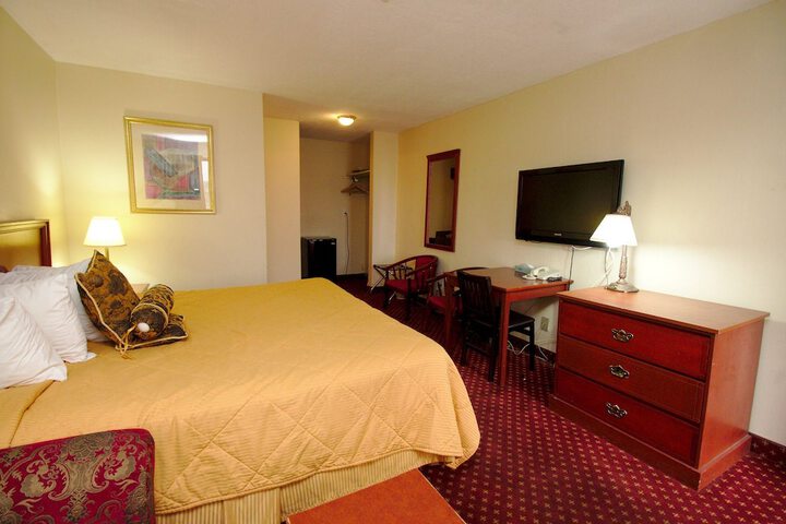 Room 6 of 95