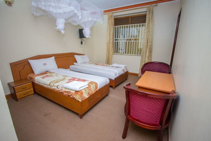 Room 17 of 72