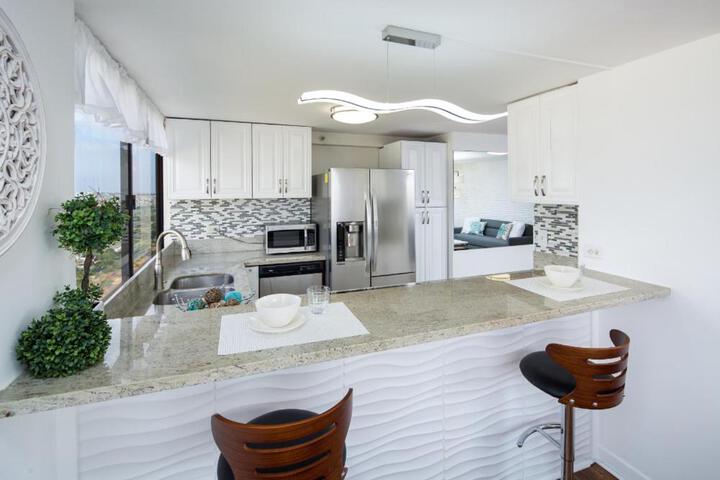 Image of Waikiki Penthouse at the Monarch Hotel