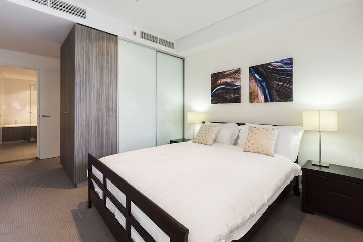 Room 9 of 46