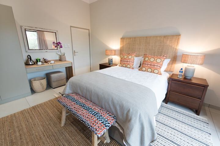 Room 3 of 85