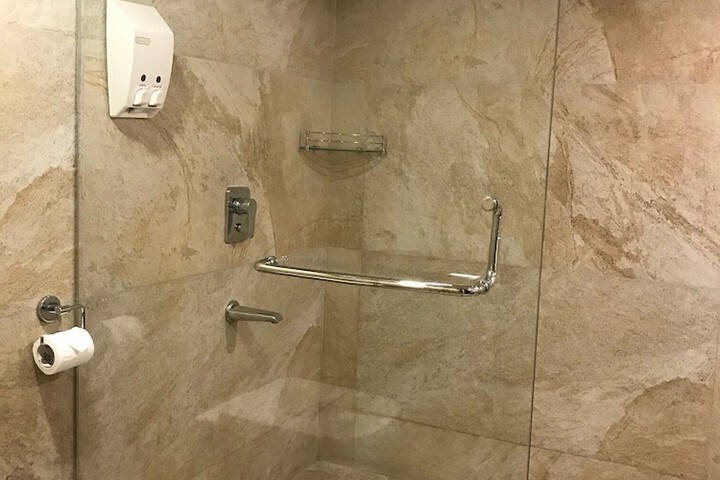 Room 17 of 26
