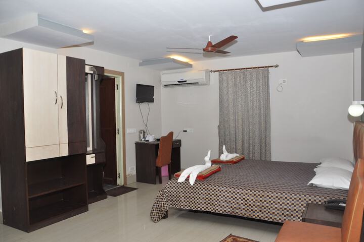 Room 48 of 169