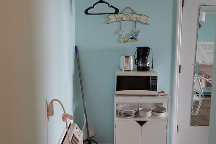 Room 53 of 282