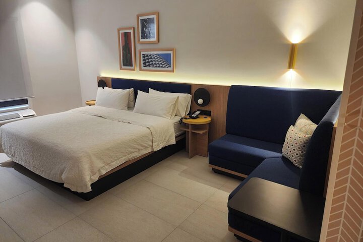 Room 35 of 129
