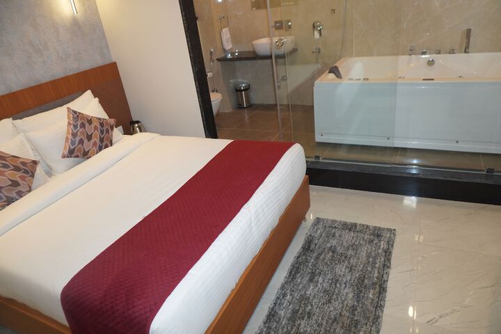 Room 49 of 68