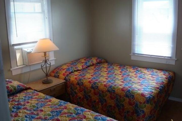 Room 9 of 63