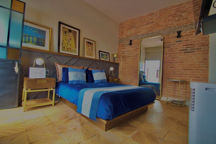 Room 20 of 40