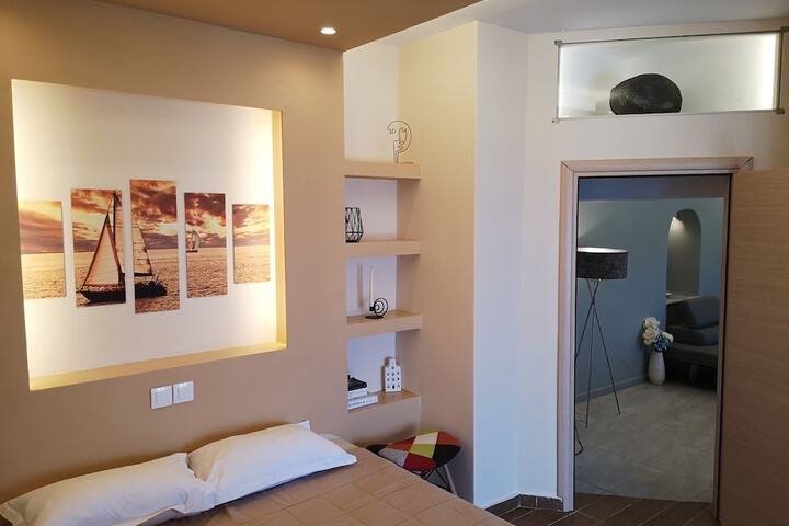 Room 5 of 123