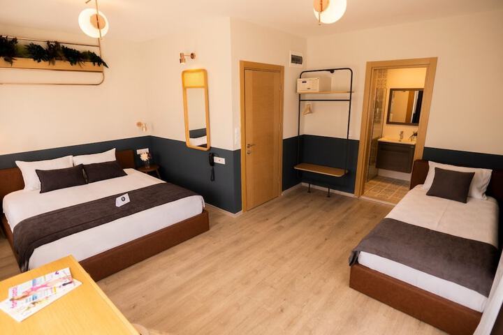 Room 15 of 58