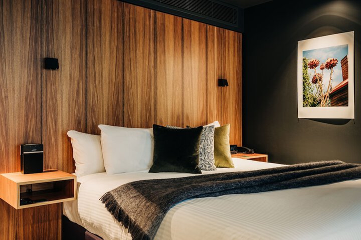 Room 32 of 56