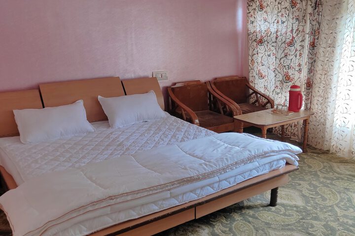Room 5 of 23