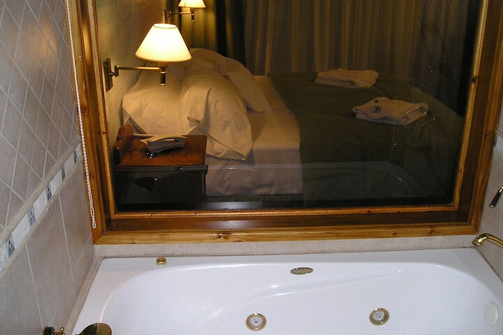 Hot Tub 25 of 44