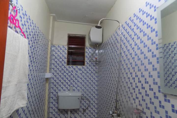 Room 29 of 37