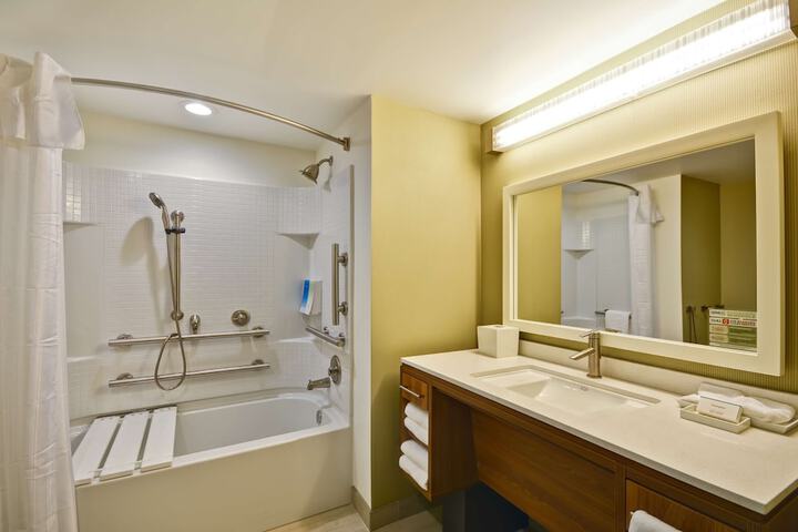 1 King Bed Studio Suite (9 of 18)