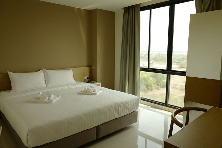 Room 26 of 73
