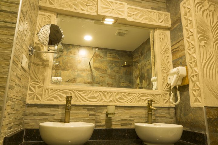 Hotel Interior 26 of 35