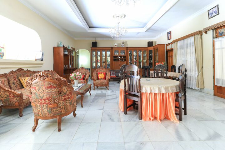 Hotel Interior 6 of 32